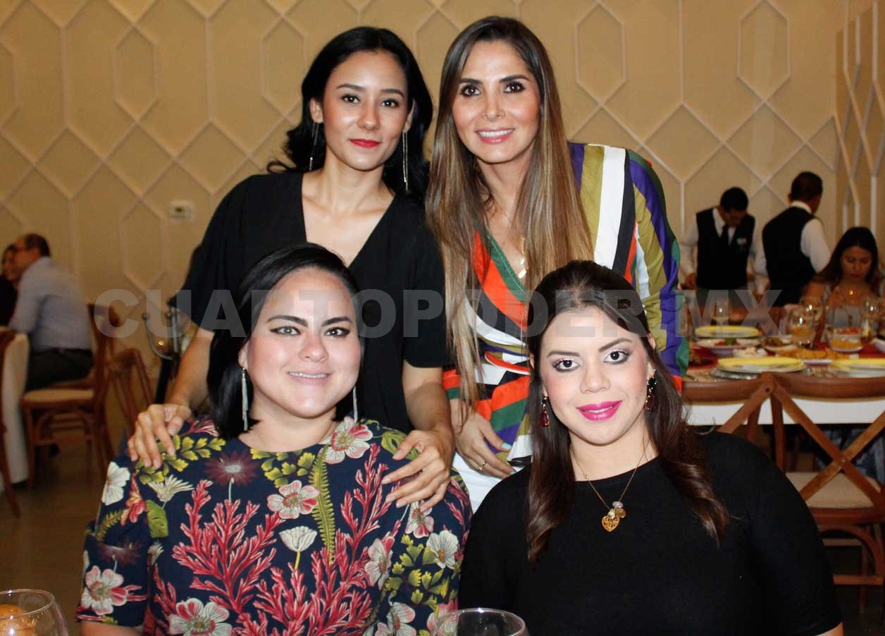 Luz María festejó un año más