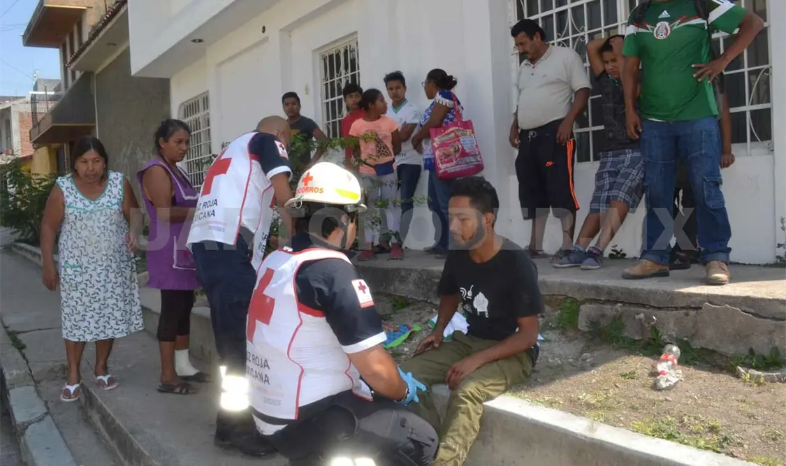 Motociclista es embestido por vehículo “fantasma”