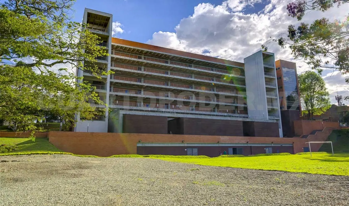 Iniciarán trabajos para construir seis universidades