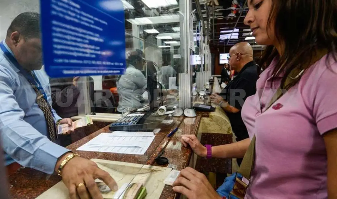 Las remesas representan una fuente importante de ingresos directos del exterior que han salvado la economía nacional. Twitter