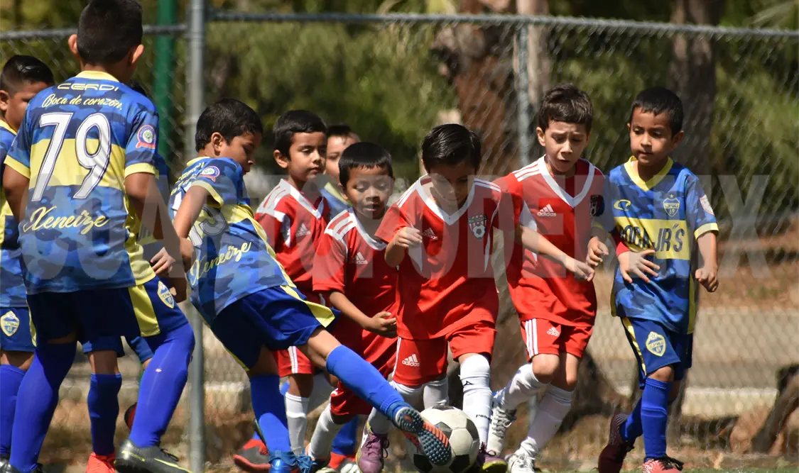 El encuentro fue de alta rivalidad, ya que ambos equipos dieron un buen desempeño dentro del terreno de juego. Cortesía