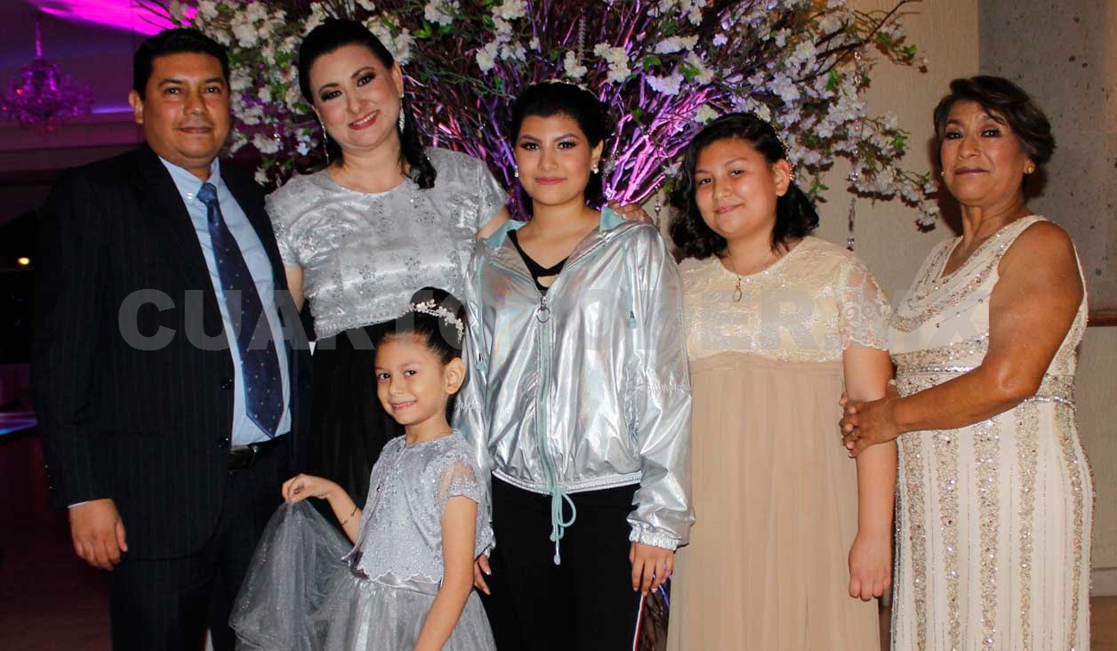 Diana Sariah cumplió 15 años