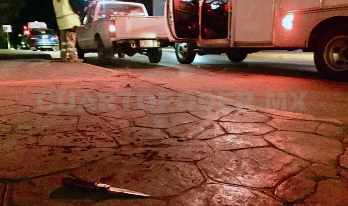 Adolescente acuchilla a vigilante de zapatería