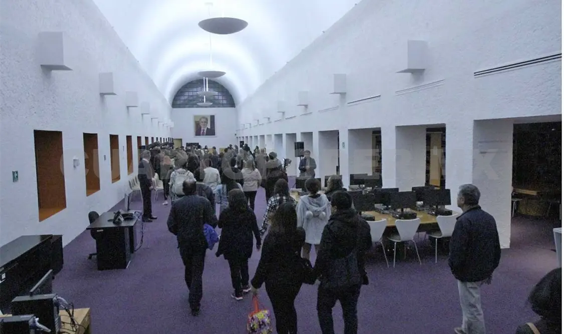 Biblioteca de las Artes en el Cenart. Cortesía