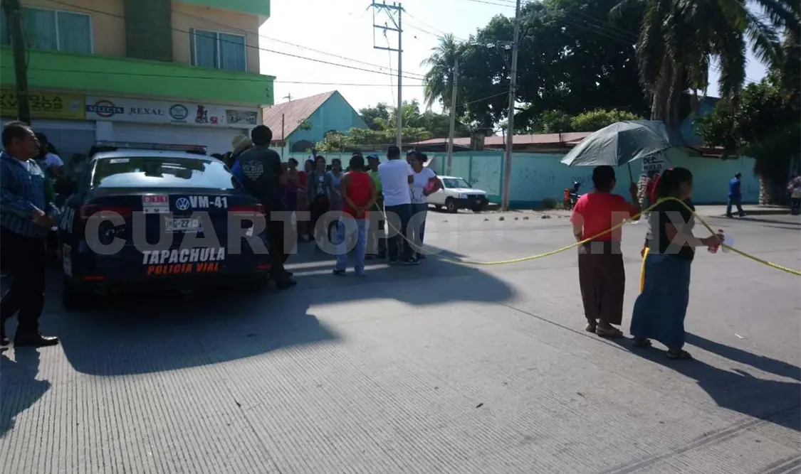 Protestan por corte de luz en escuela