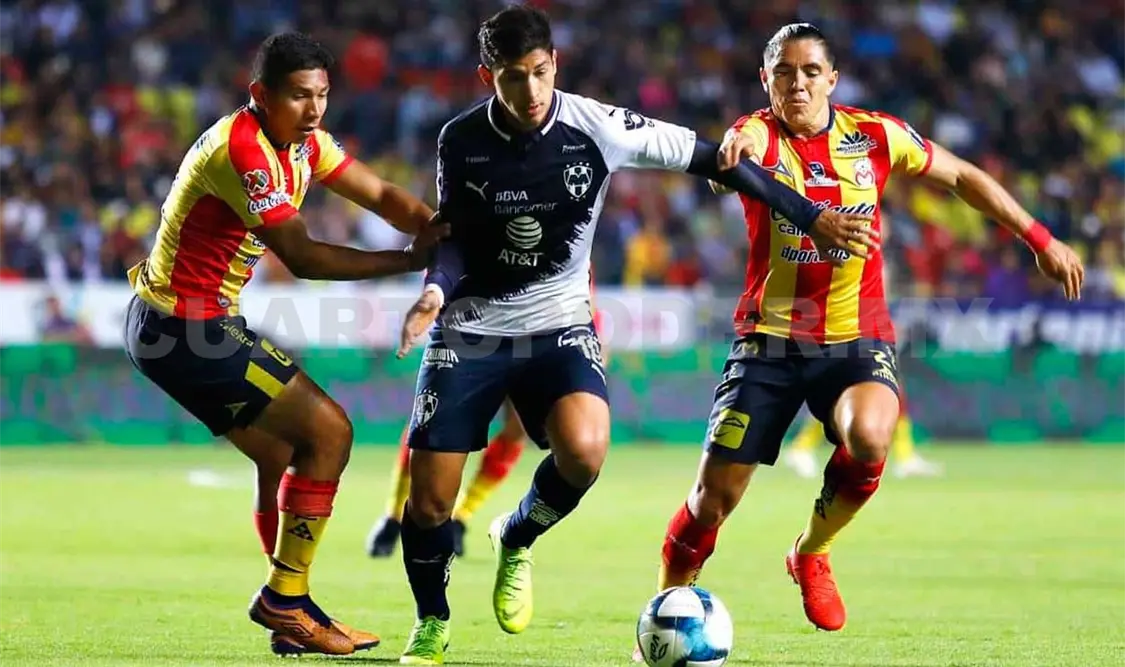 Rayados remonta y vence 3-2 a Monarcas