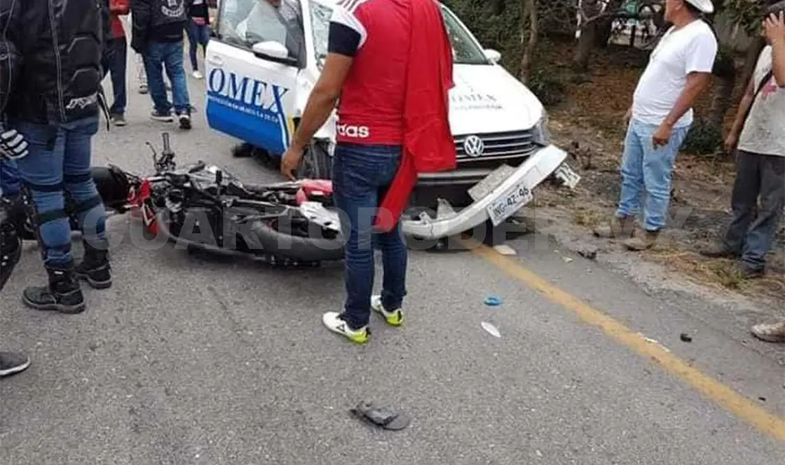 Motociclistas embestidos sobre la carretera Costera