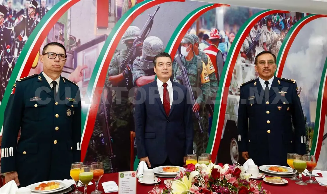 Con orgullo y patriotismo, el Ejército le sirve al país