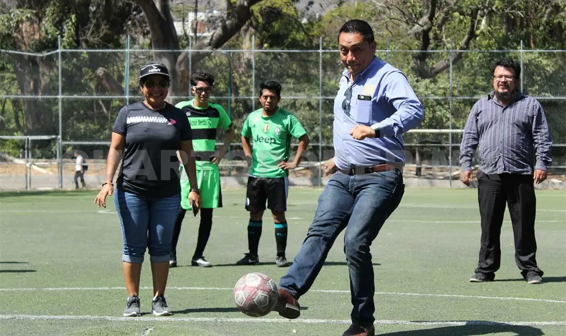 El esperado torneo universitario se puso en marcha con un buen número de participantes. Cortesía