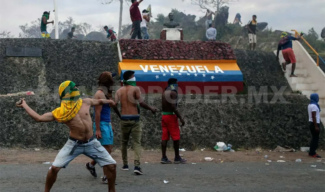 Rechazan salida militar en Venezuela