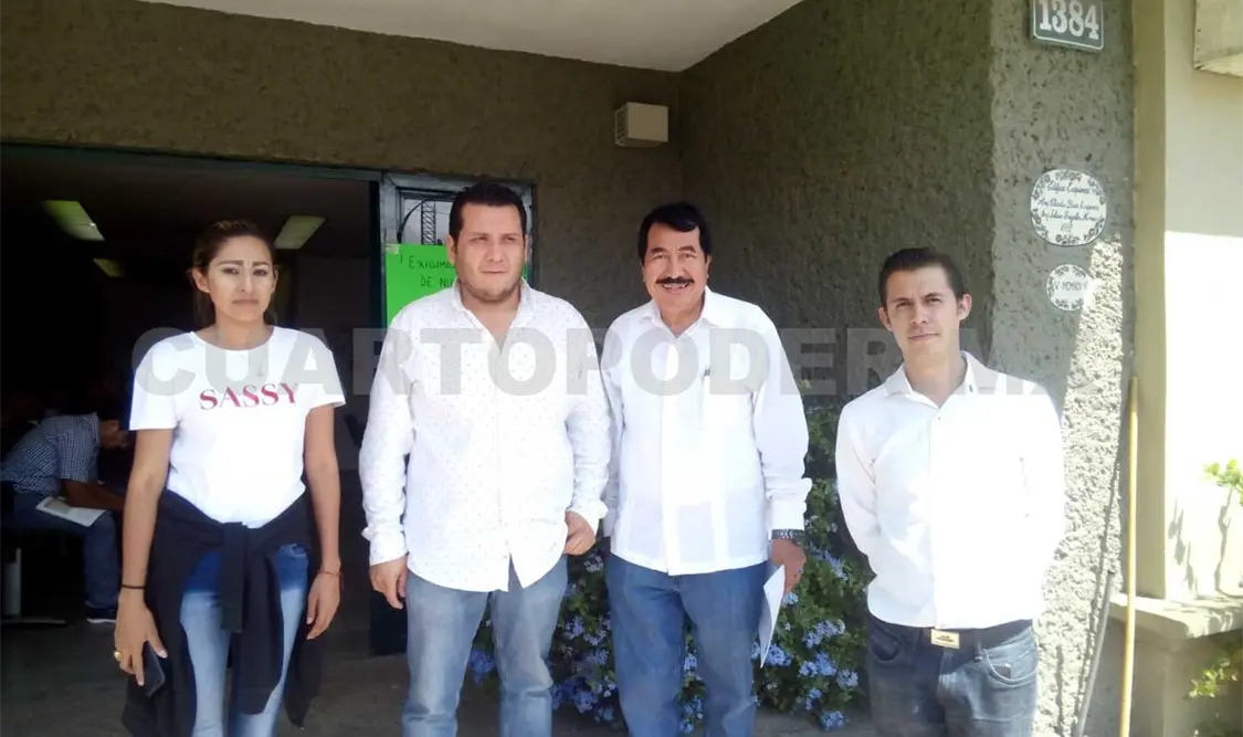 Trabajadores se van a paro parcial de labores