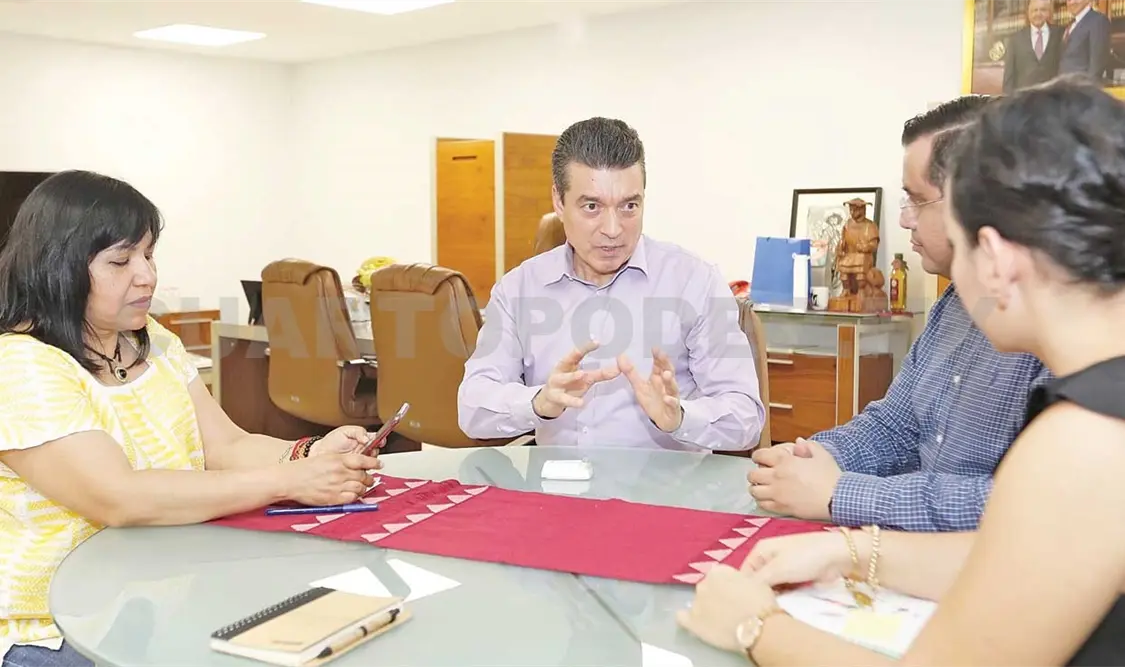 Con el programa de becas se beneficiará a estudiantes de nivel básico, medio superior y superior. CP