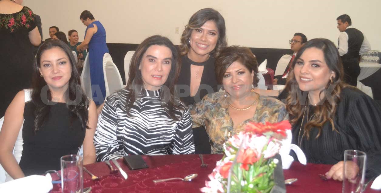 Convivieron entre colegas