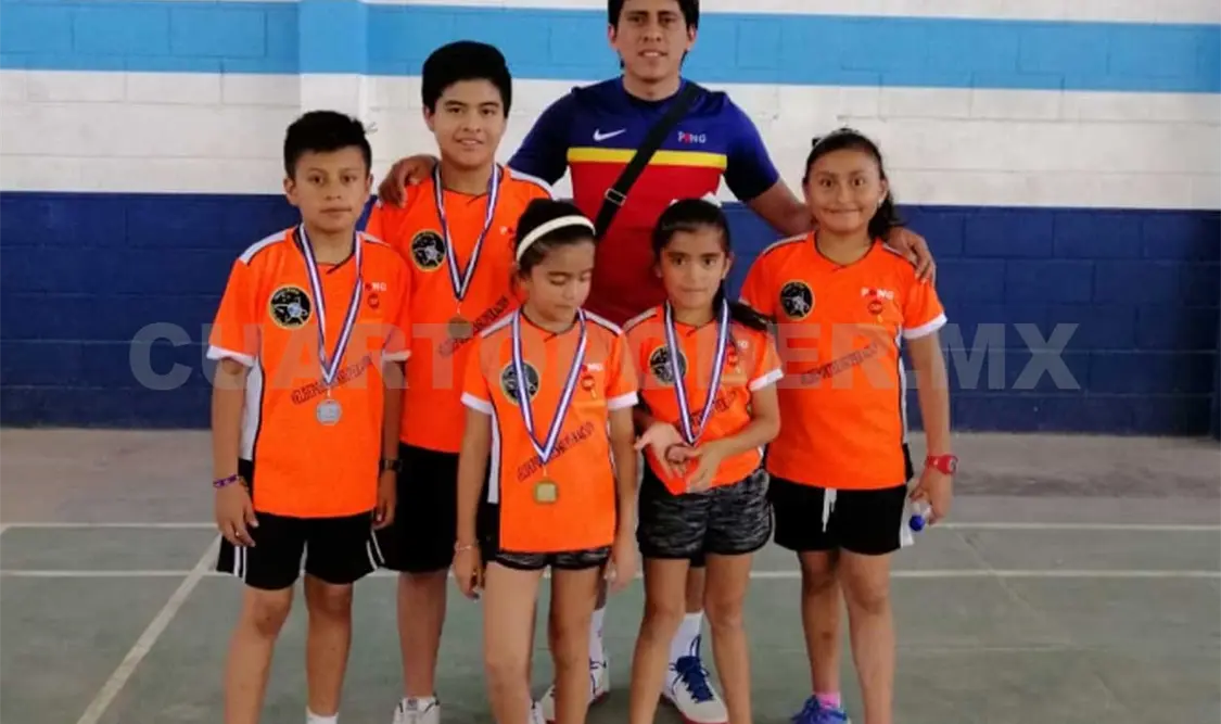 Mundo Pong consigue medallas en Guatemala
