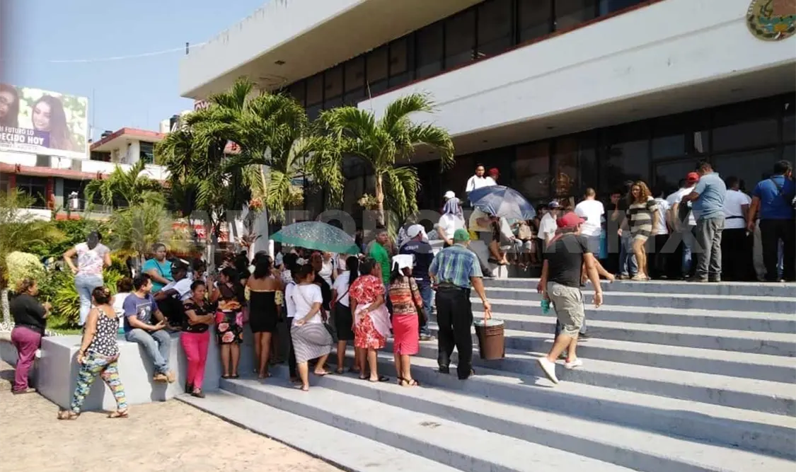 En manifestación piden reubicación de informales