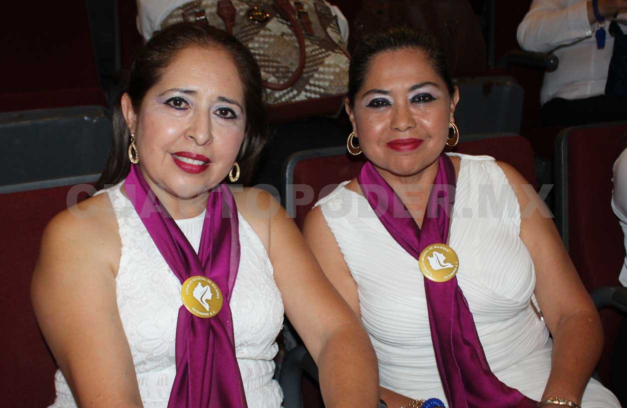 Mujeres recibieron reconocimientos