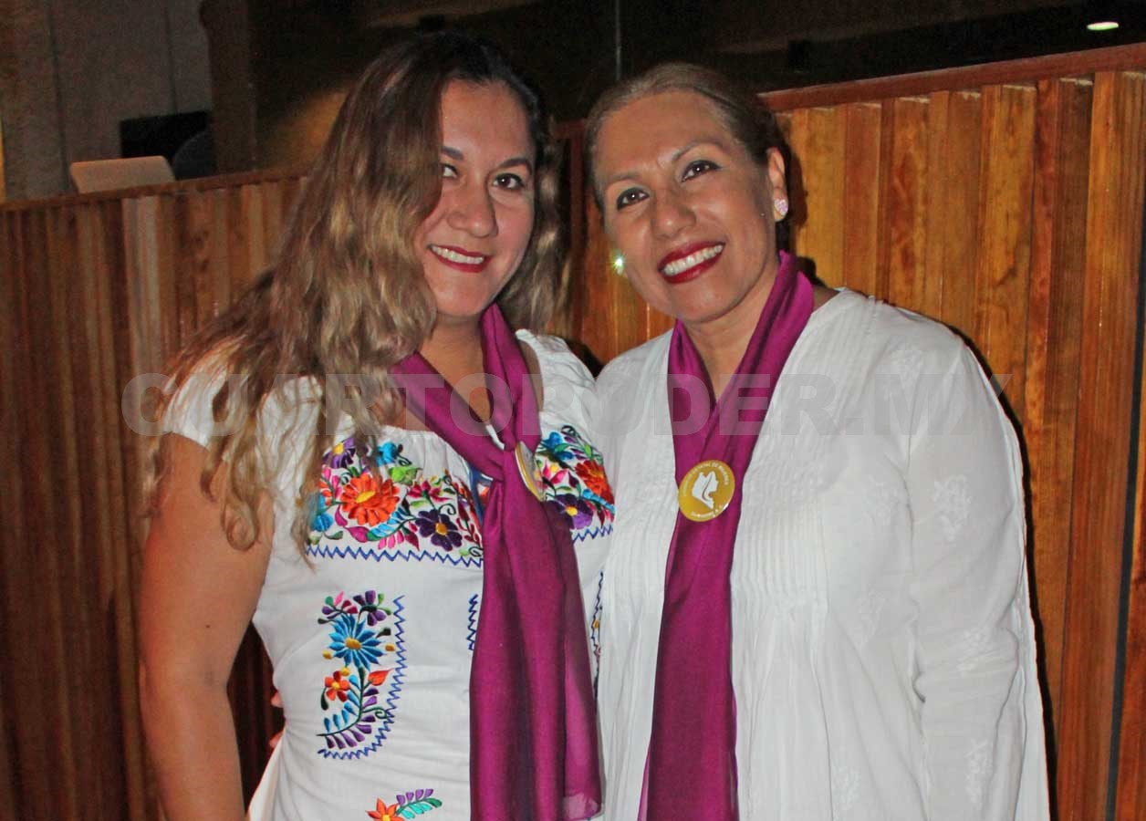 Mujeres recibieron reconocimientos