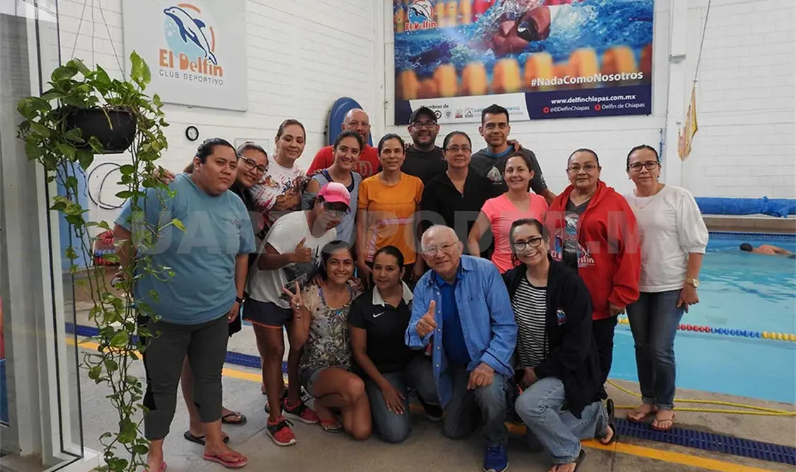 Lily Anzueto imparte Clínica de Aguas Abiertas
