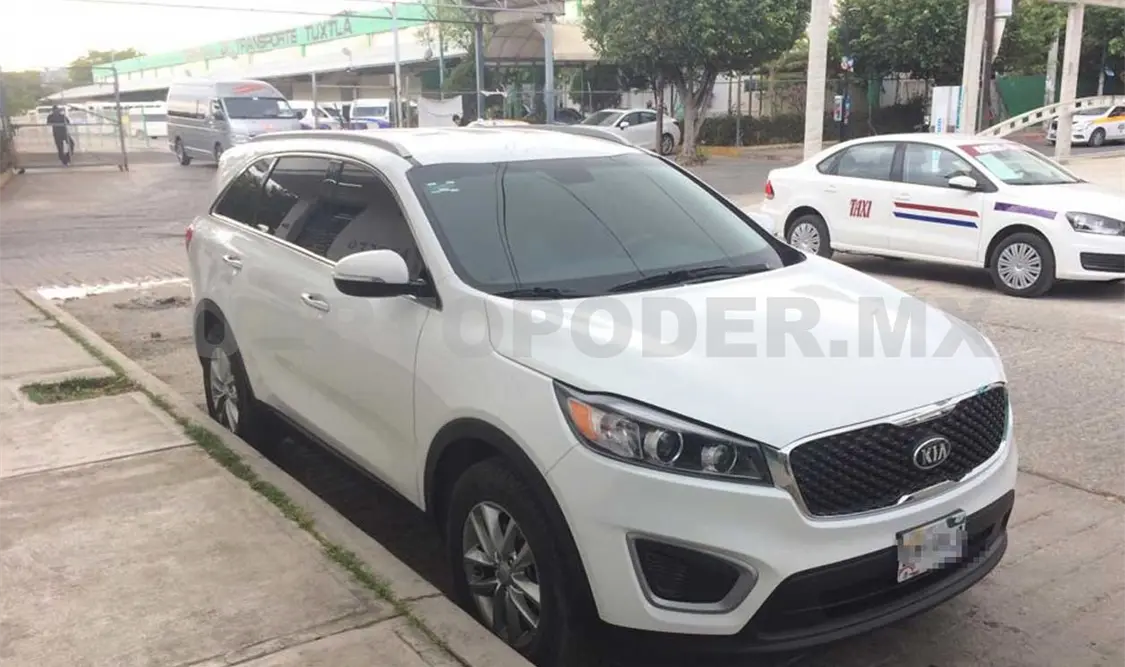Roban por algunas horas camioneta a Diputada