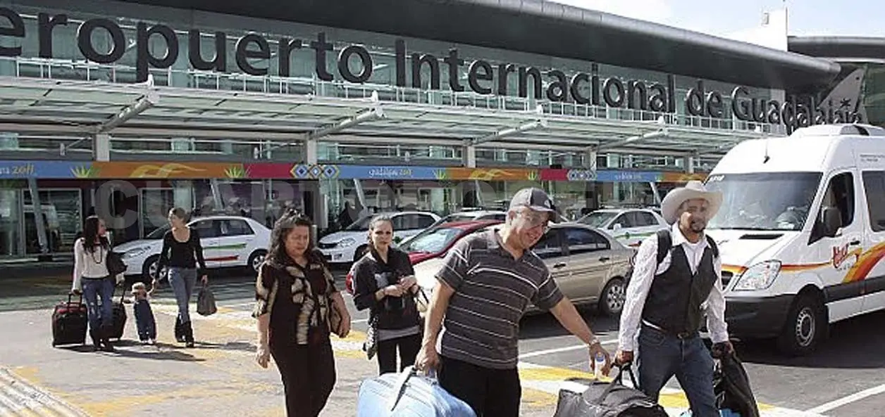 Retrocede 5.3% número de visitantes internacionales
