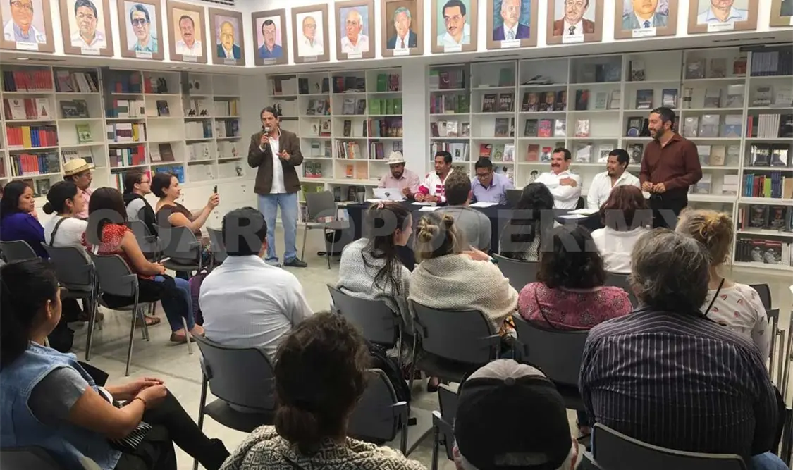 Participan alumnos en Seminario de filosofía