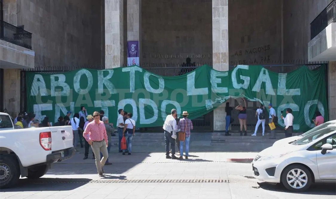 Protestan en contra de los feminicidios
