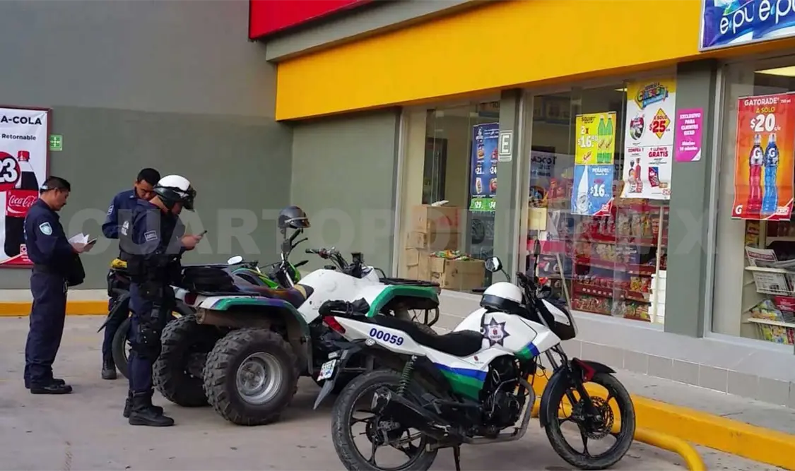 Asaltan dos tiendas de conveniencia en Tuxtla
