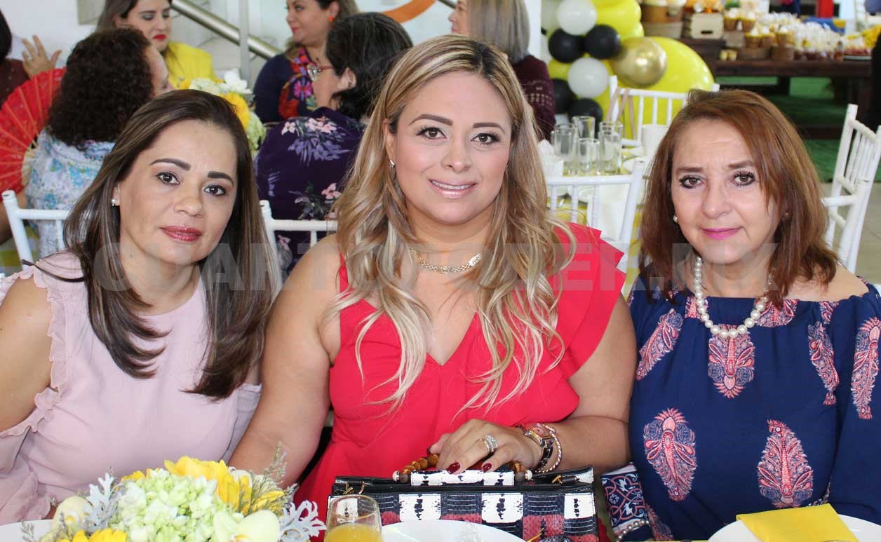 Gladys en espera de Elías
