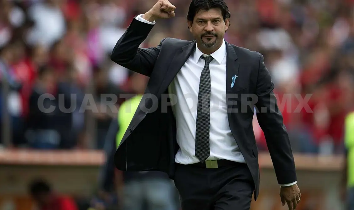 José Cardozo asume culpa y promete victoria