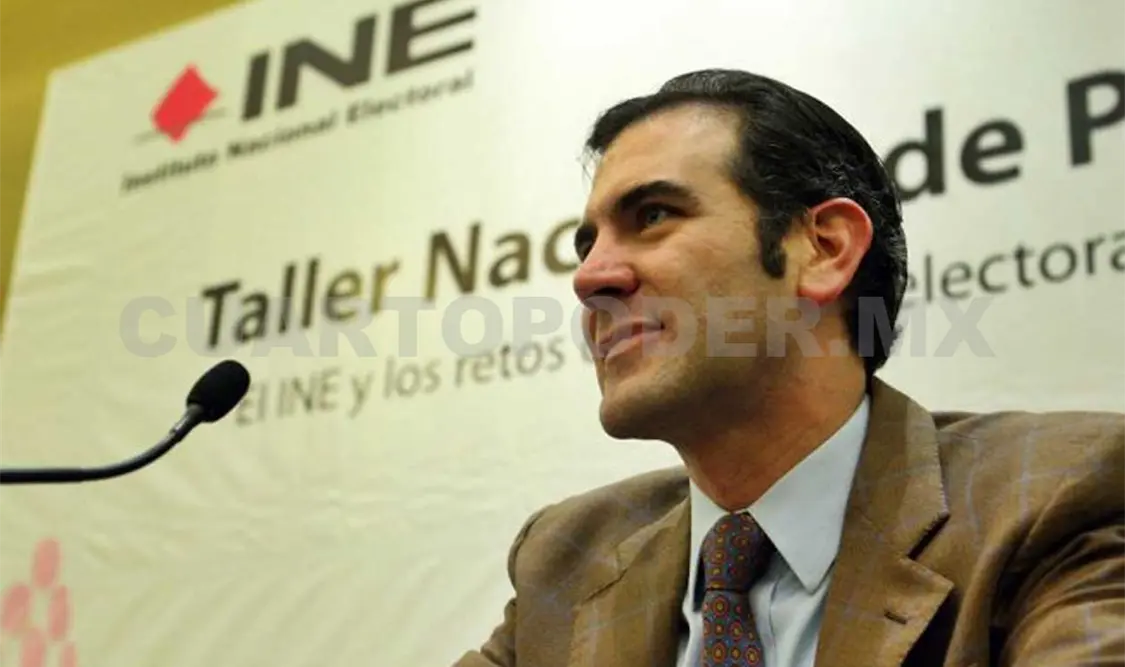 Interponen amparo contra reducción salarial