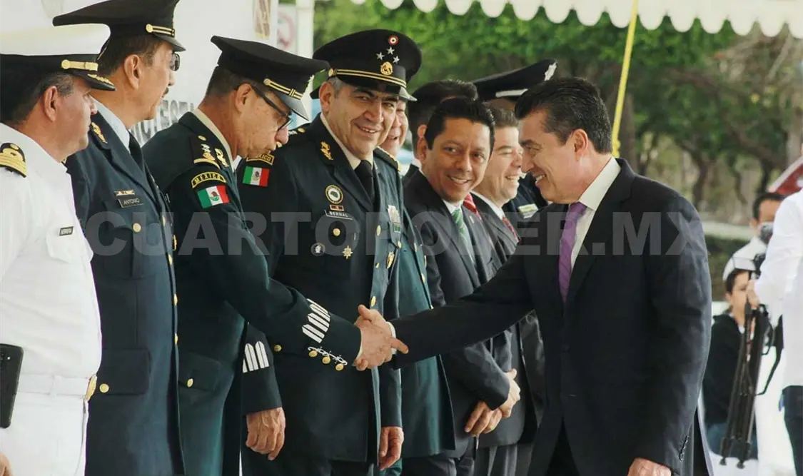 El jefe del Ejecutivo estatal reconoció el apoyo de los soldados mexicanos. CP