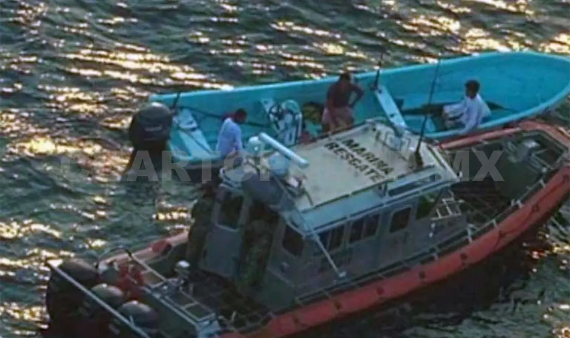 Rescatan a herido de barco pesquero