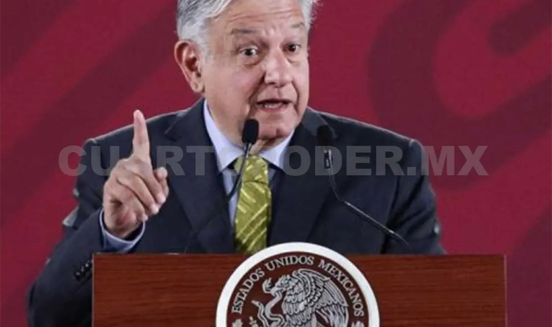 Convocan a banqueros a bajar comisiones