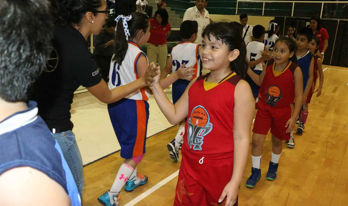 En nuestro estado, las divisiones entre asociaciones han dejado muchas secuelas a varias generaciones que no lograron encumbrar el Basquetbol chiapaneco. Cortesía