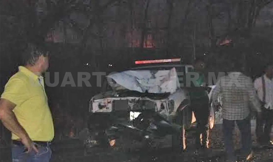 Motociclista fallece tras impactar contra camioneta