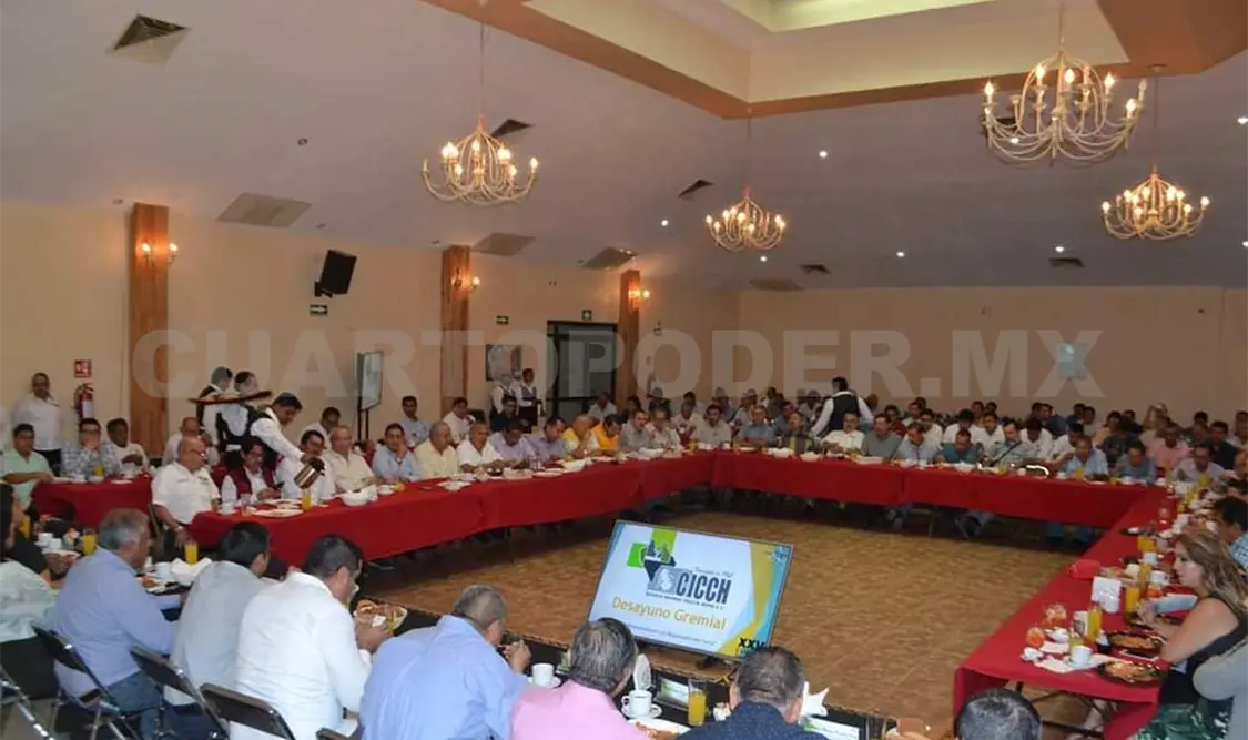 Ingenieros civiles se reúnen con el Centro SCT Chiapas