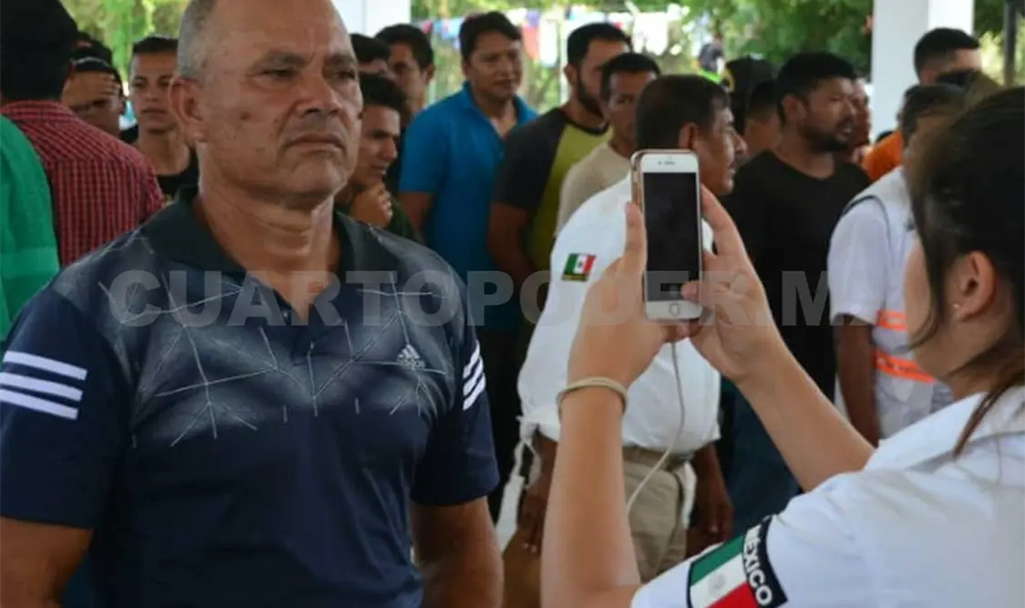 El Inami inició un proceso de registro a cientos de migrantes centroamericanos y cubanos. Rafael Victorio / CP