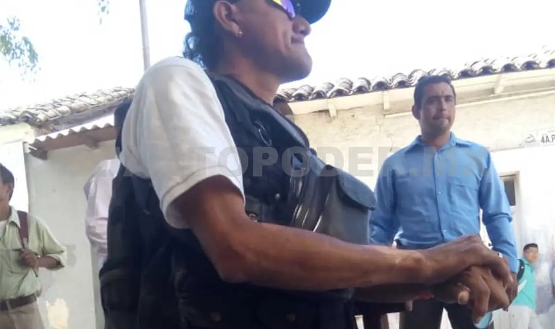 A pesar de no contar con los pies, siempre está listo para marchar. Rodolfo Flores / CP