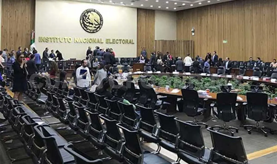 La Comisión de Quejas y Denuncias del Instituto Nacional Electoral retira spots por uso indebido de la pauta. Agencias