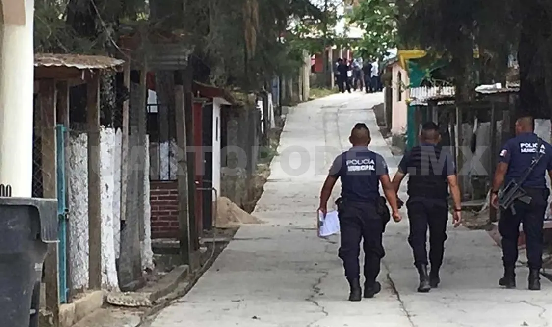 El descubrimiento del cuerpo movilizó a las autoridades, quienes iniciaron con las investigaciones del homicidio. CP