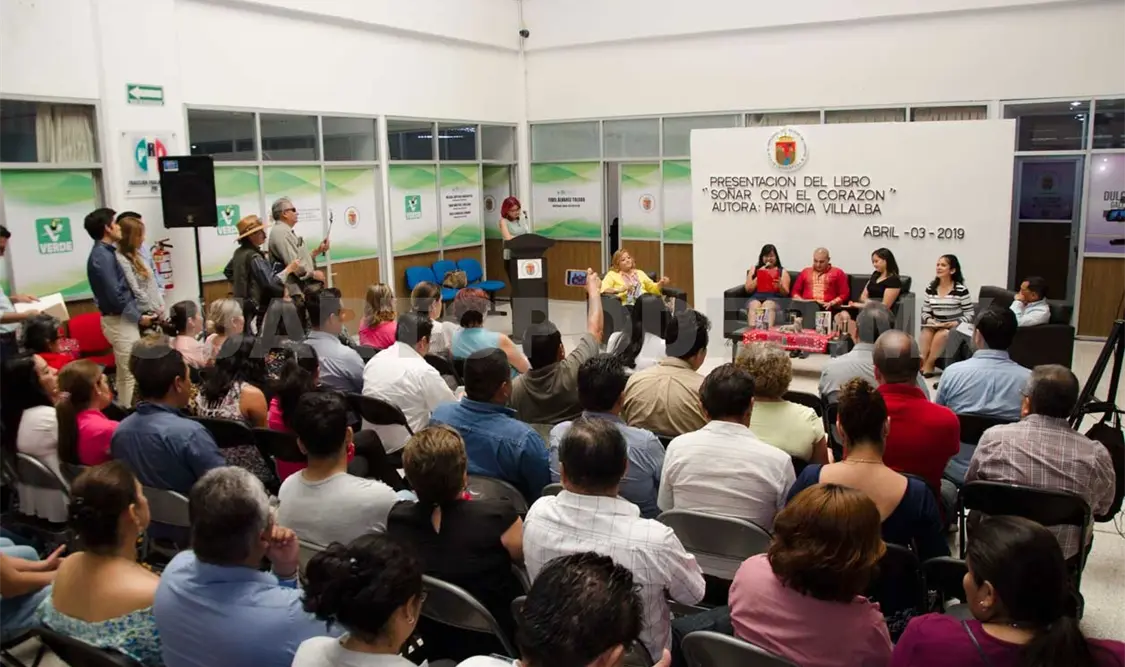 La narrativa presente en este texto, es una conjunción entre la poesía, el turismo, y el amor. CP