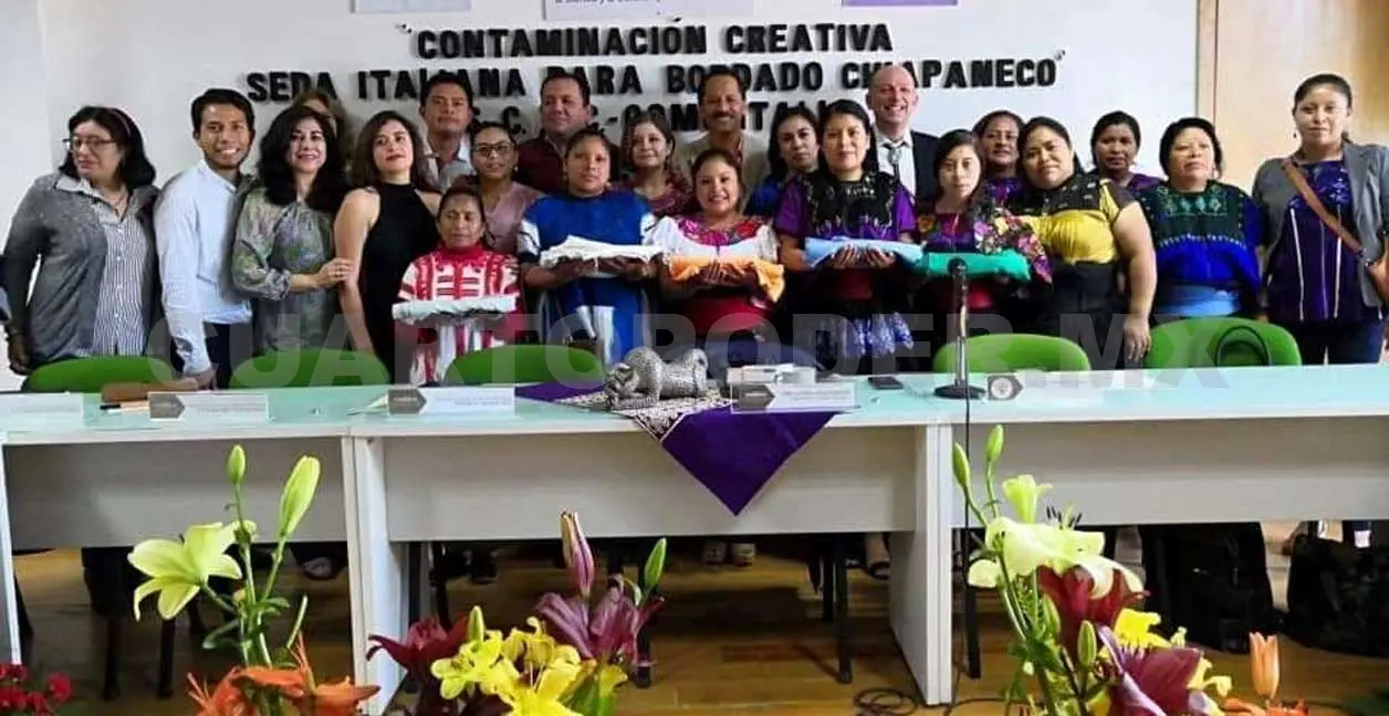 Recibieron apoyo artesanas de Chenalhó, Oxchuc, Zinacantán, Huixtán y San Juan Cancuc. Manuel Martínez / CP