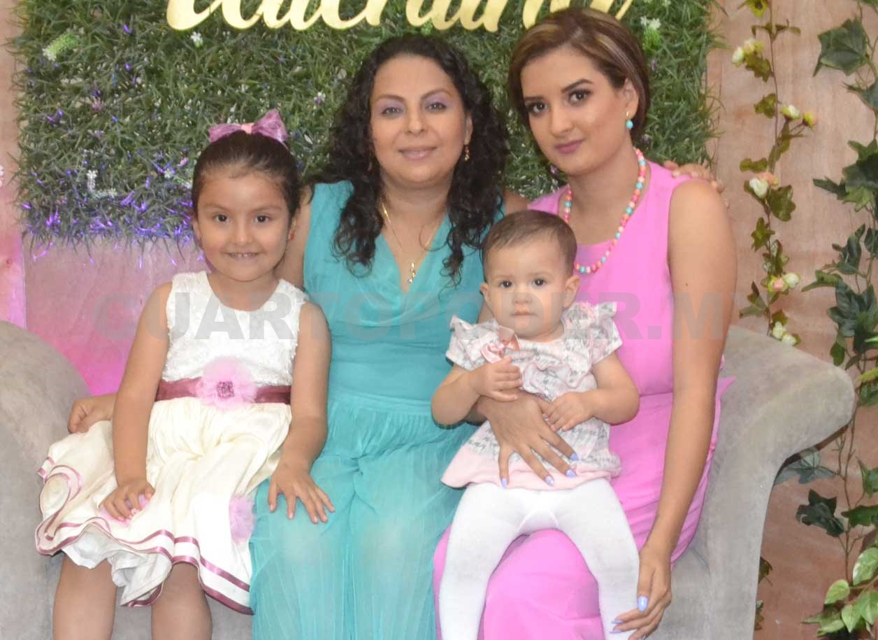 Valentina fue bendecida