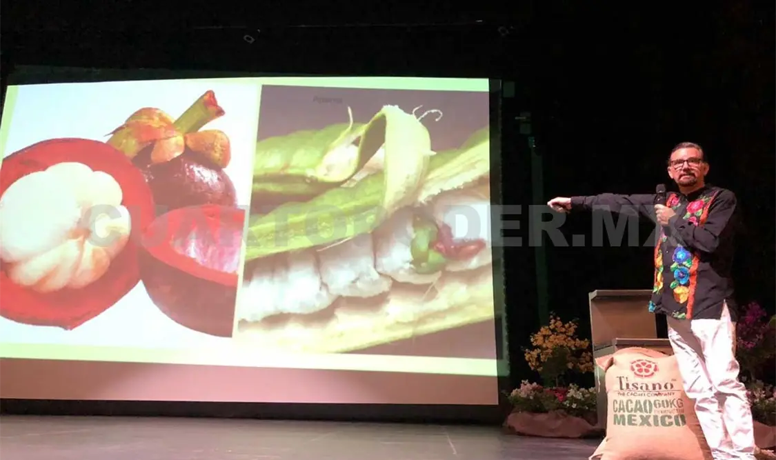 Ponentes, estudiantes y cocineras tradicionales, presentaron diversas muestras de la riqueza de la cocina oriunda de este lugar. CP