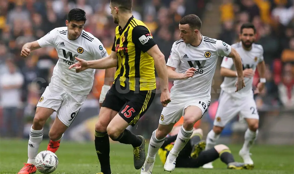 Pese a golazo de Jiménez, Wolves no va a la final
