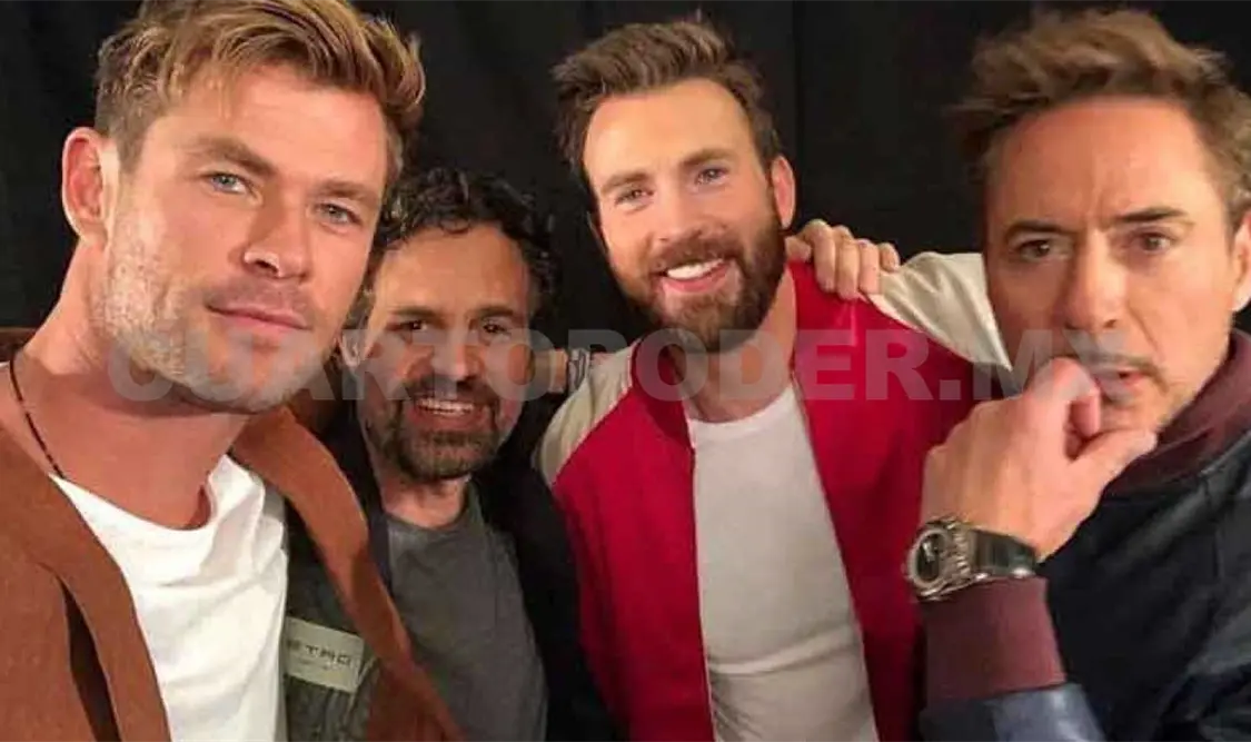 Avengers cantan como los Beatles