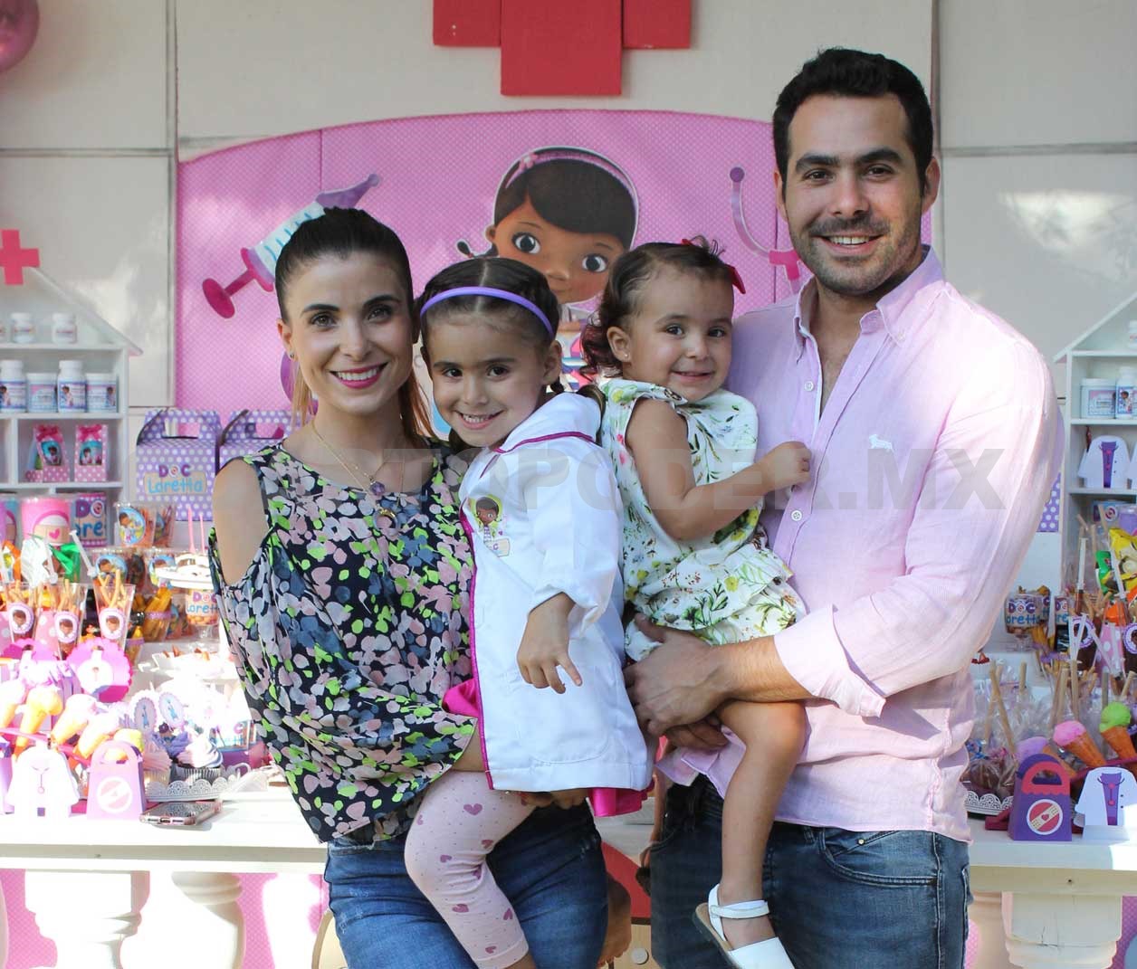Loretta es la Doctora Juguetes