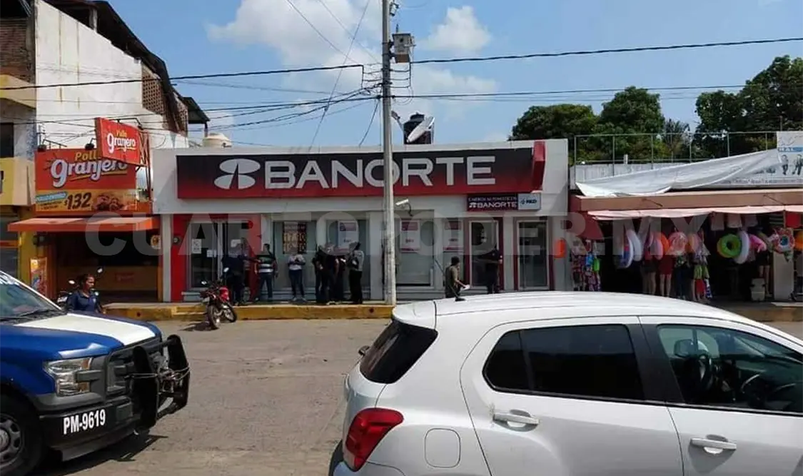 Se llevaron tres millones de pesos en robo a Banorte