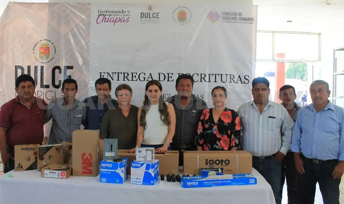 Diputada realiza gira de trabajo en municipios