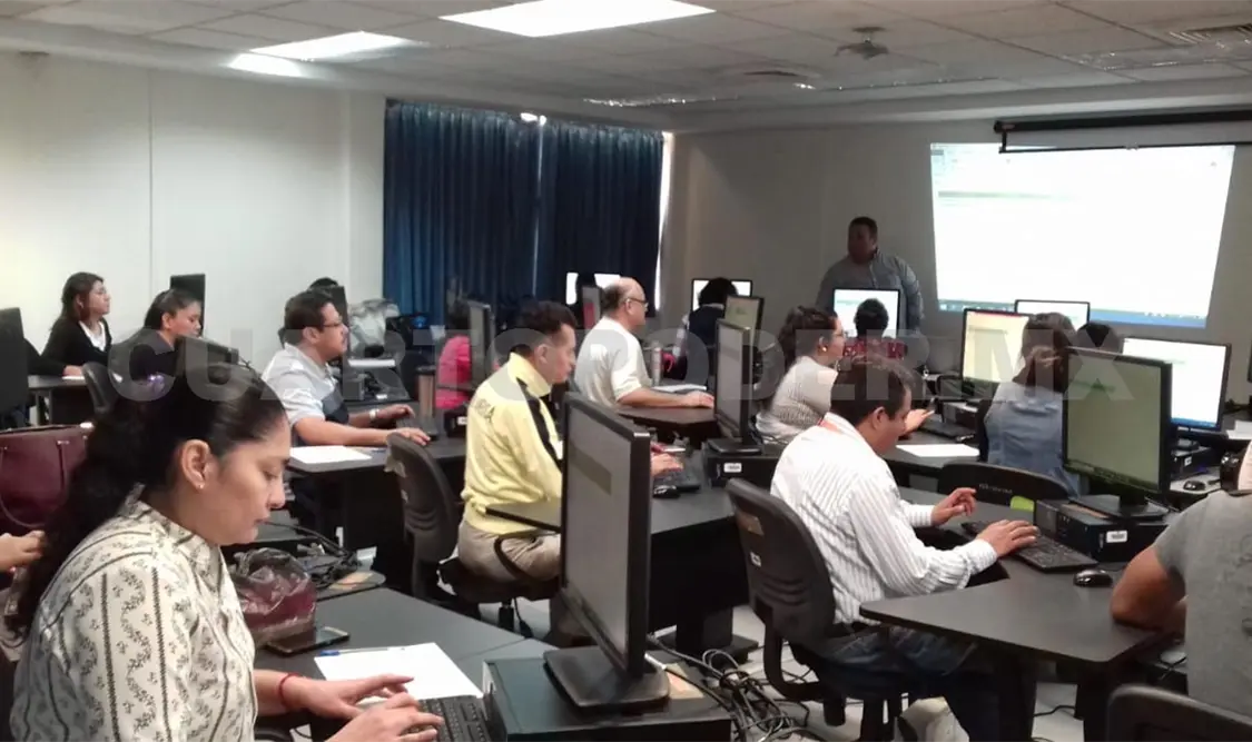 Servidores públicos asistieron al curso “Cómo manejar conflictos y emociones”. CP